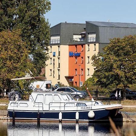 Ibis Budget Auxerre Centre Екстериор снимка